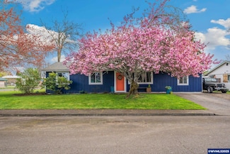 520 Maple St, Aumsville, OR 97325