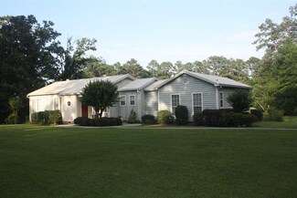 2822 Simpson Highway 13, Mendenhall, MS 39114