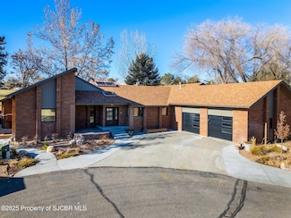5425 Santa Theresa Ct, Farmington, NM 87402