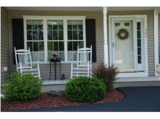 37 Fernwood Dr, Litchfield, NH 03052