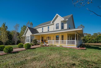 3877 County Road 1450, Moberly, MO 65270