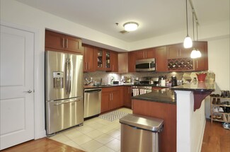 511 Jackson St Unit 201, Hoboken, NJ 07030