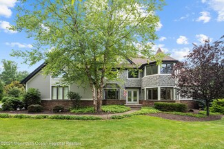 15 Cobblestone Ln, Annandale, NJ 08801
