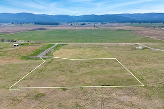 135 Blue Moon Ct, Kalispell, MT 59901