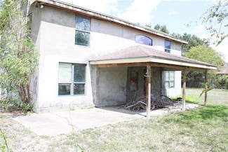 602 E Alice Ave, Kingsville, TX 78363