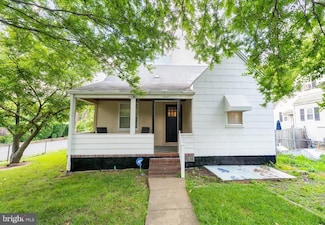 1037 16th St S, Arlington, VA 22202