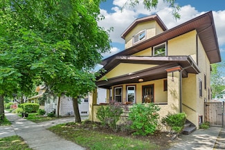 625 Carpenter Ave, Oak Park, IL 60304