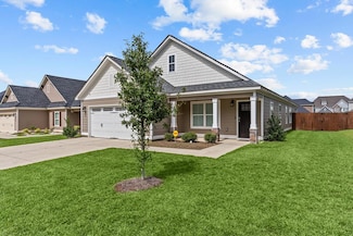 459 Paxton Loop, Dothan, AL 36301