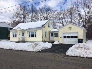 52 Spalding St Unit 104, Nashua, NH 03060