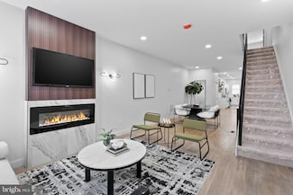 317 S Fulton Ave, Baltimore, MD 21223