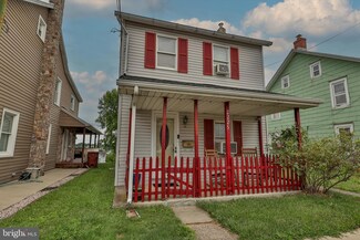 2225 N 1st Ave, Whitehall, PA 18052