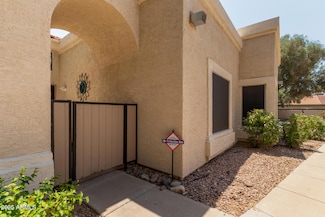 1111 W Summit Place Unit 41, Chandler, AZ 85224