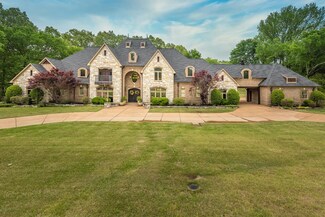 206 S Monterey Farms Cove, Collierville, TN 38017