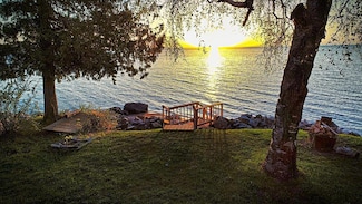 6502 Birch Beach Dr NW, Williams, MN 56686