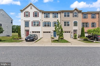 9943 Ravenhurst Rd, Middle River, MD 21220