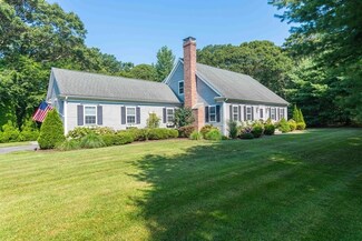 752 Route 6a, Yarmouth Port, MA 02675