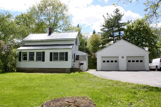 31 Mosher Rd, Gorham, ME 04038