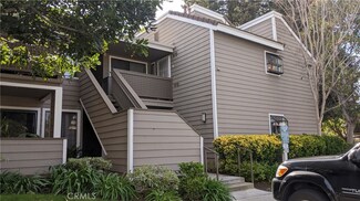 1067 Shadowridge Dr Unit 42, Vista, CA 92081