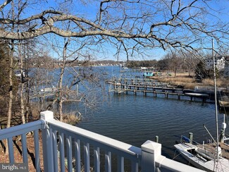 340 Arbutus Dr, Edgewater, MD 21037