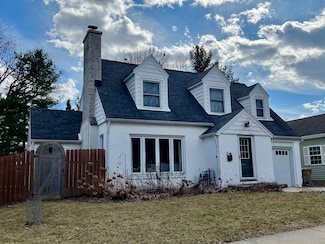3917 Paunack Ave, Madison, WI 53711
