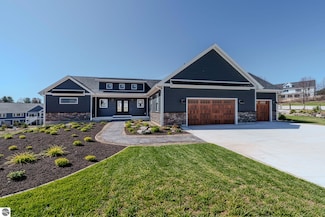 47 Jojack Run, Peninsula Township, MI 49686