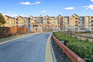 540 Cranbury Rd Unit 107, East Brunswick, NJ 08816