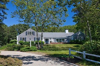 16 Saquatucket Bluffs Rd, Harwich Port, MA 02646