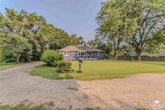 724 W Vine St, Junction City, KS 66441
