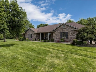 13122 Fawn Creek Rd, Highland, IL 62249
