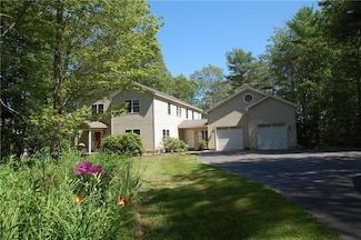 44 Hildreth Rd, Harpswell, ME 04079