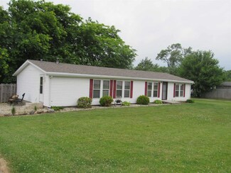 126 S Third St, Parker City, IN 47368