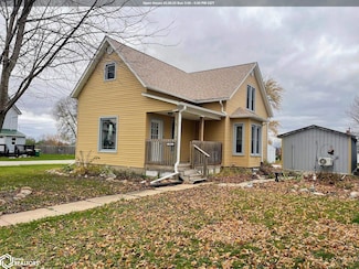 309 W Main St, Lockridge, IA 52635