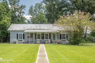 117 S Poydras St, Breaux Bridge, LA 70517