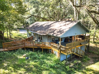 3711 Fawn Ln, Tallahassee, FL 32309