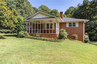 5670 Lanny Dr, Powder Springs, GA 30127