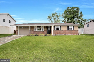 6039 Edward Dr, Mechanicsburg, PA 17050