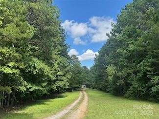 316 C E Stewart Rd, Clover, SC 29710