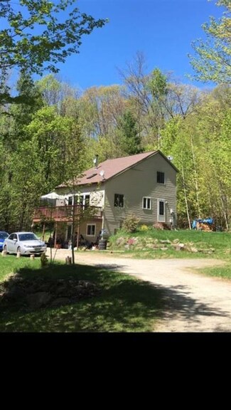 81 Avalanche Rd, Hinesburg, VT 05461