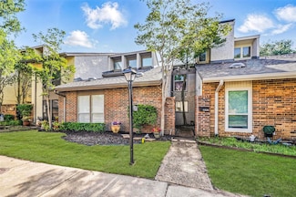 9826 Bent Branch Ln, Dallas, TX 75243
