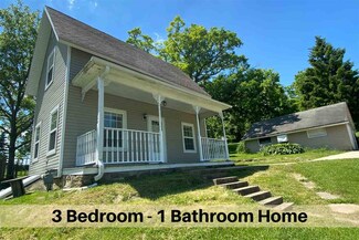 3763 9th St, Mineral Point, WI 53565