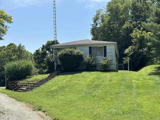 573 W Hobart Rd, Bloomington, IN 47403