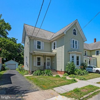 122 W Wilson Ave, Woodstown, NJ 08098