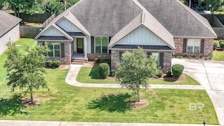 380 Scarlett Ave, Fairhope, AL 36532