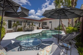 1615 N Lakeside Dr, Lake Worth, FL 33460