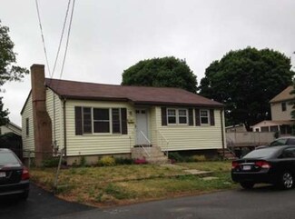 32 Auburn St, Saugus, MA 01906