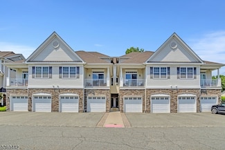 12 Elston Ct, Haskell, NJ 07420