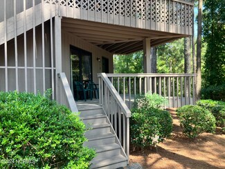 419 Foxcroft Cir, Jackson Springs, NC 27281