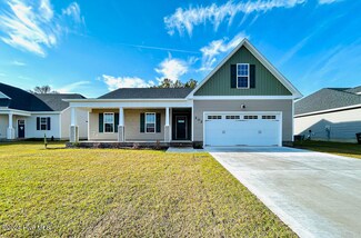 202 Browns Ferry Rd, Jacksonville, NC 28546