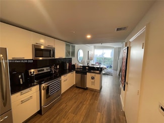 3339 Virginia St Unit 325, Miami, FL 33133
