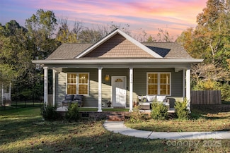 1110 Northside St, Kannapolis, NC 28081